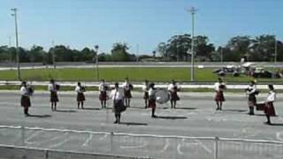 preview picture of video 'City of Queanbeyan Pipe Band at Bulli'
