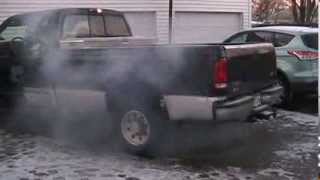 preview picture of video '2000 F250 7.3L cold start  SMOKEY!!  -4 degrees'