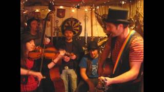 Mad Dog Mcrea - Am I Drinking Enough - Songs From The Shed Session