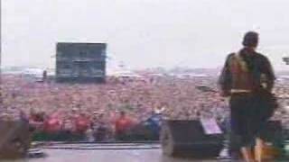 System Of A Down - prison song 2001 Reading Festival Live