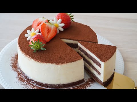 Tiramisu Cake