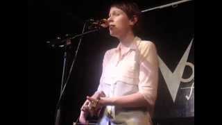 Allo Darlin&#39; - Kings And Queens (Live @ Vortex Jazz Club, London, 03/07/13)