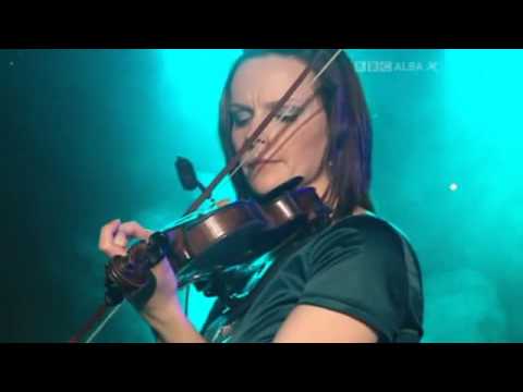 Lauren MacColl - Oigfhear a Chuil Duinn (Live)
