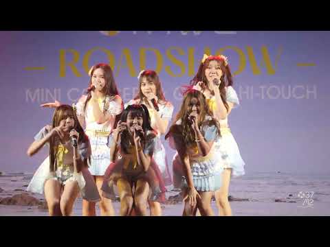 BNK48 Jib - First Rabbit @ BNK48 Sayonara Crawl Roadshow [Fancam 4K 60p] 220717