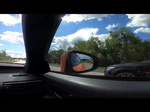 Lexus RCF vs BMW M5 V10 40 roll