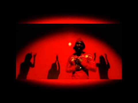 Fally Ipupa - Sopeka feat. Benji (Neg'Marrons) (Clip Officiel)