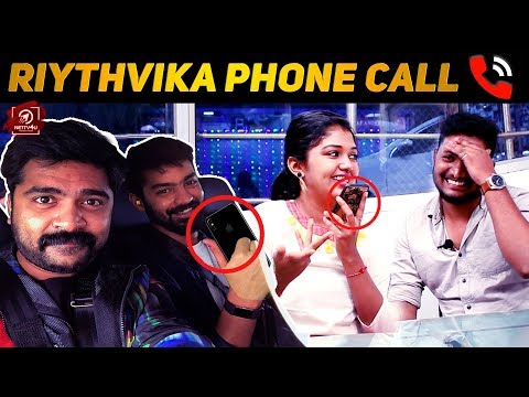 VRV Movie Ticket Irukka? Whats On My Phone With Big Boss Riythvika | Simbu,Mahat Exclusive Interview