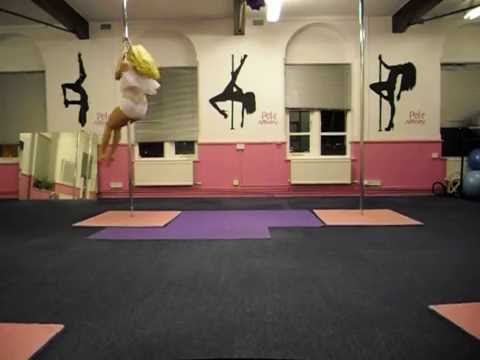 Amy Crumpton - Beginner Category - Bristol Pole Champs 16