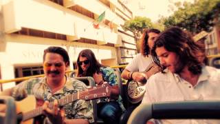 Banda Peatón: The Mud Howlers
