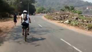 preview picture of video 'karwar beach cycling'