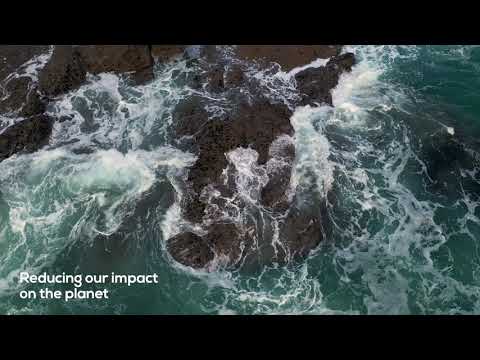 Berghaus Product Detail Video - Men's Front and Back Logo Tee