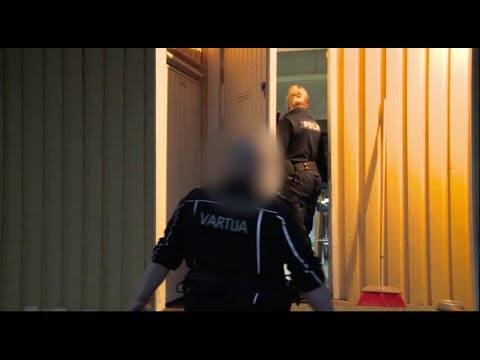 Murto liikehuoneistossa - Poliisit Kuopio