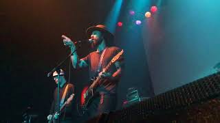 She wants Revenge Written in Blood live