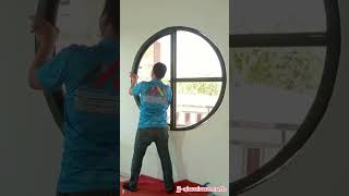 ชุดช่องแสงวงกลมพร้อมบานเปิดในตัว