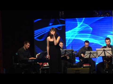 Кристина Корвин - Fever (LIVE)