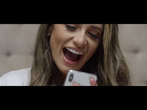 POBRE IDIOTA - Margarita Doria