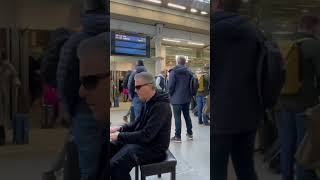 Parisians Arrive To The Sheik of Araby