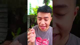 mặt cô ấy bị sao vậy |What's wrong with her face?|DUNG ABC SHORTS