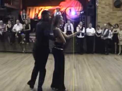 Paul Warden & Catriona Wiles - Twyford West Coast Swing Freestyle Christmas 2008.mov