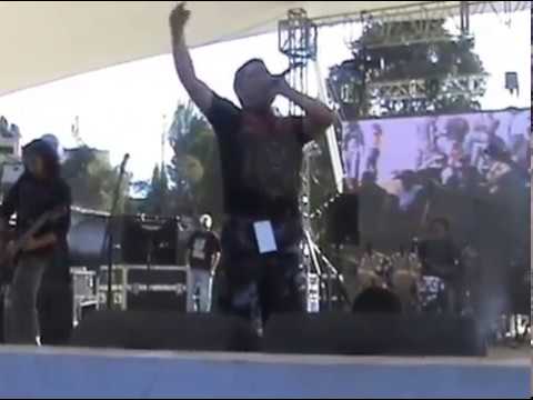 Dementhorn Death Metal (Quito-Ecuador) Sangre Maquevelica Semana del Rock 2013