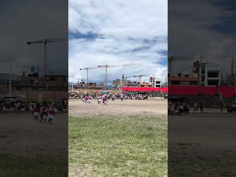 Qatun tinkuy Ayacucho los huaraqueros de pujas vilcashuaman se hizo presente en los carnavales.