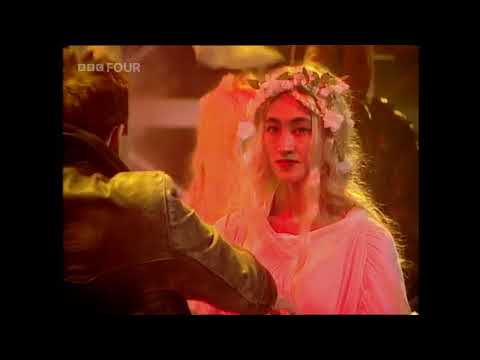 The Justified Ancients of Mu Mu (a.k.a. The KLF) - It's Grim Up North (Top of the Pops 1991)