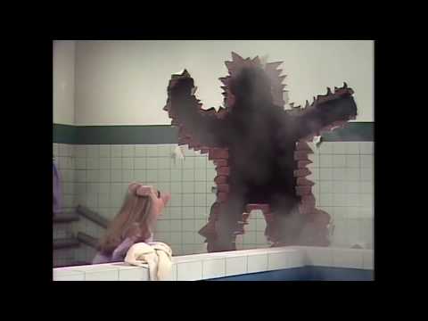 Muppet Songs: Rudolf Nureyev and Miss Piggy - Baby It's Cold Outside