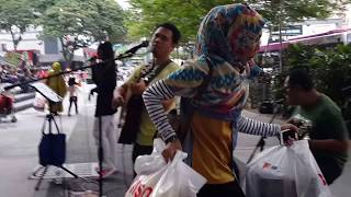 menghitung hari versi akustik dari AP buskers cover kris dayanti