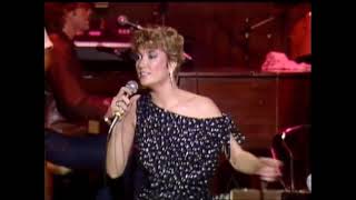 Tanya Tucker ~ The Night They Drove Old Dixie Down.  Live At The Cheyenne Saloon And Opera House.