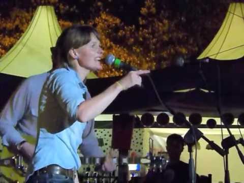 Monica Queen - Lazy Painter Jane (Belle & Sebastian cover) - Unplugged in Monti