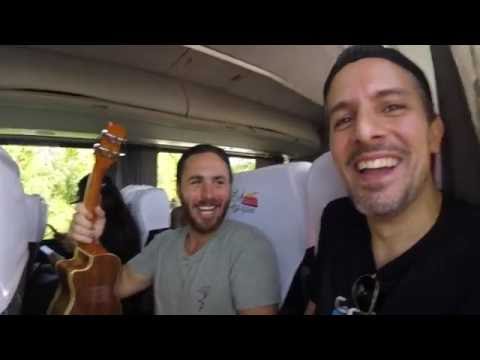 Clase de ukelele con Joaco Terán