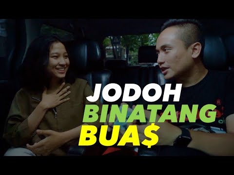 Denny Darko bersama Cewe ABG ini Di dalem mobil, NGAPAIN?