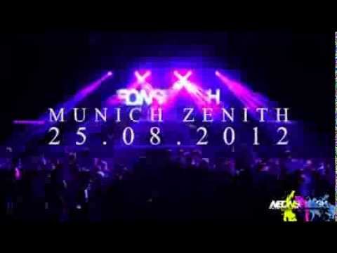 NEONSPLASH - Paint-Party LOVE THRU PAINT SUMMER TOUR 2012 Tourdate Munich @ ZENITH
