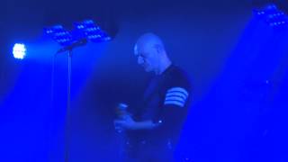 LOUISE ATTAQUE "La Plume" au Cargö