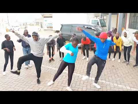 Dancehalling by unco jingjong official video by ssquat28