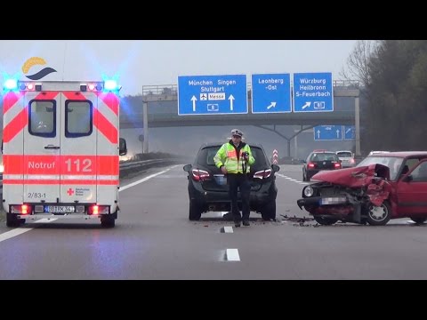 Unfall auf A8 bei Leonberg-West - 04.04.2015