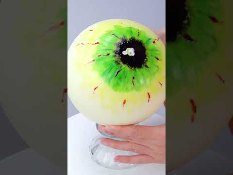 #shorts Creepy Eye Cake Decorating Idea