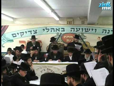 Skver Rabbi puts on Tefillin For The Grandson of Skver Rabbi Zt"l