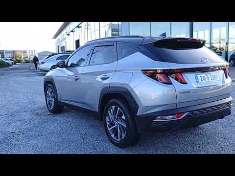 Hyundai Tucson Executive 2T 1.6 Diesel 5dr - Image 2