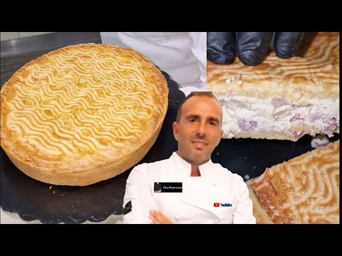 Torta Rustica napoletana fatta in casa.Ricetta spettacolare fatta totalmente a mano