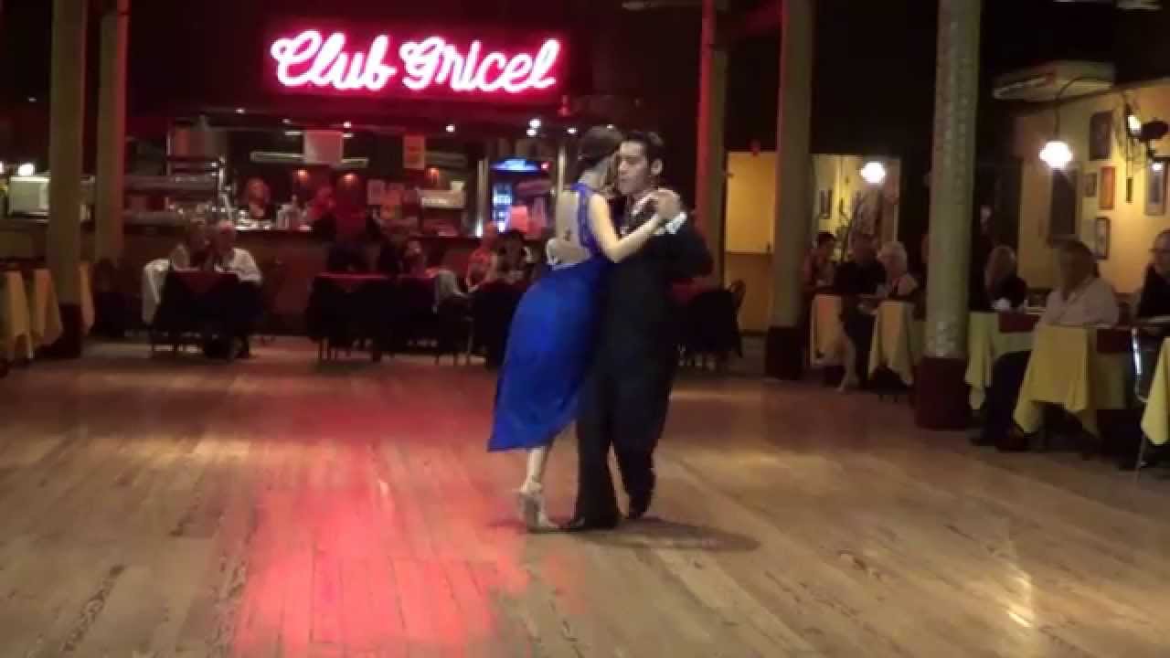 Celeste Cimino y Luciano Millaqueo Tango "Silbando Un Tango" E. Rodriguez - A. Moreno (26-11-14) 5/6