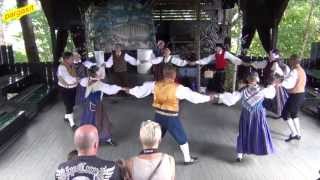 preview picture of video 'Folk dance - Lüneburger Windmüller på Postbacken i Borgå / Porvoo 13.07.2013'