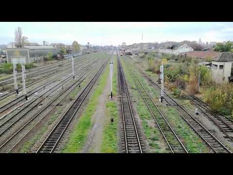 Trenul R - 4409 - Satu Mare ~ Halmeu tras de LDH (Portocala)