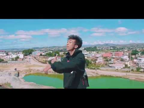 RUMIK FAMILY ( Fan's x Judy x Alljo x Camie ) -  Aza variana ( Clip officiel )