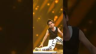 Download lagu sanchit super dancer 4 mp3