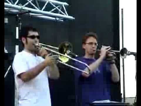 Shandon -Washing Machine - immagini dal tour / Ufficiale