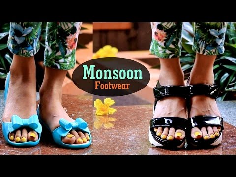 download lagu mp3 mp4 Monsoon Footwear, download lagu Monsoon Footwear gratis, unduh video klip Monsoon Footwear