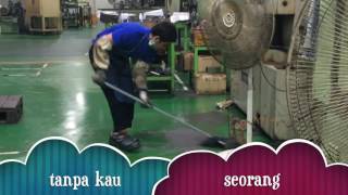 Download lagu slank - aku di negri orang / TNP Corporation mp3