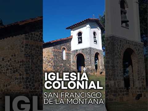 Iglesia Colonial de San Francisco de la mañana un lugar hermoso.