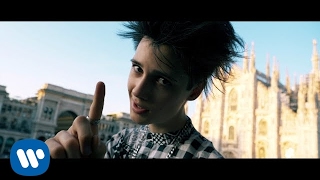 Thomas - Normalità (Official Video)